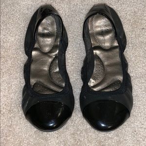 black flats